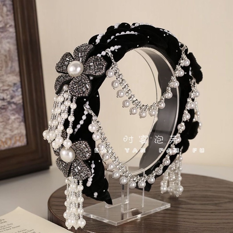 Ethnic Floral Velvet Headband  - огляд і ціна Good Floral & Wedding Decor Supply